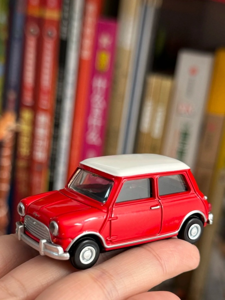 TOMY – boîte noire Premium, éc - Model Kit Bmw avis et prix